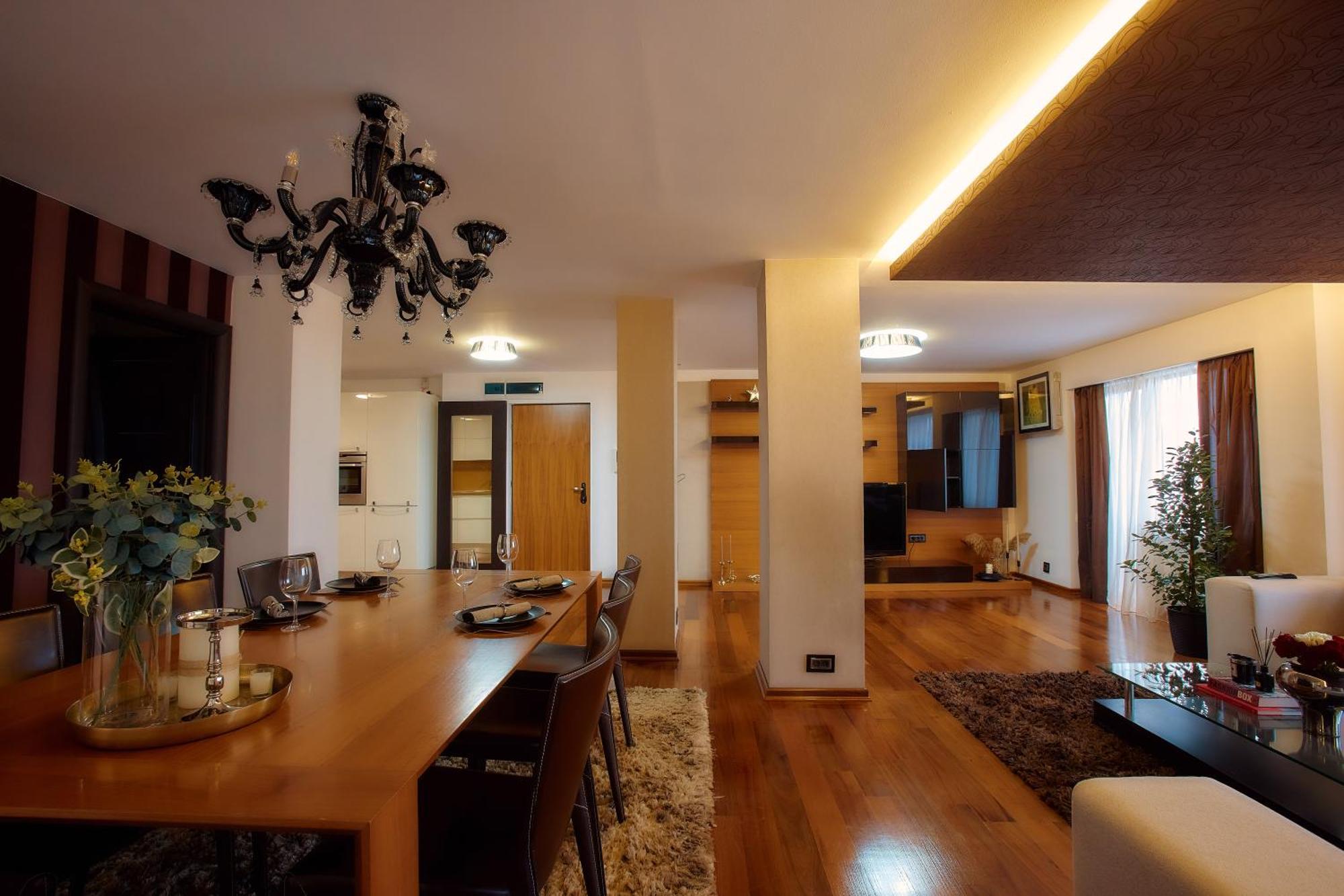 Uptown Residence Satu Mare Exteriör bild