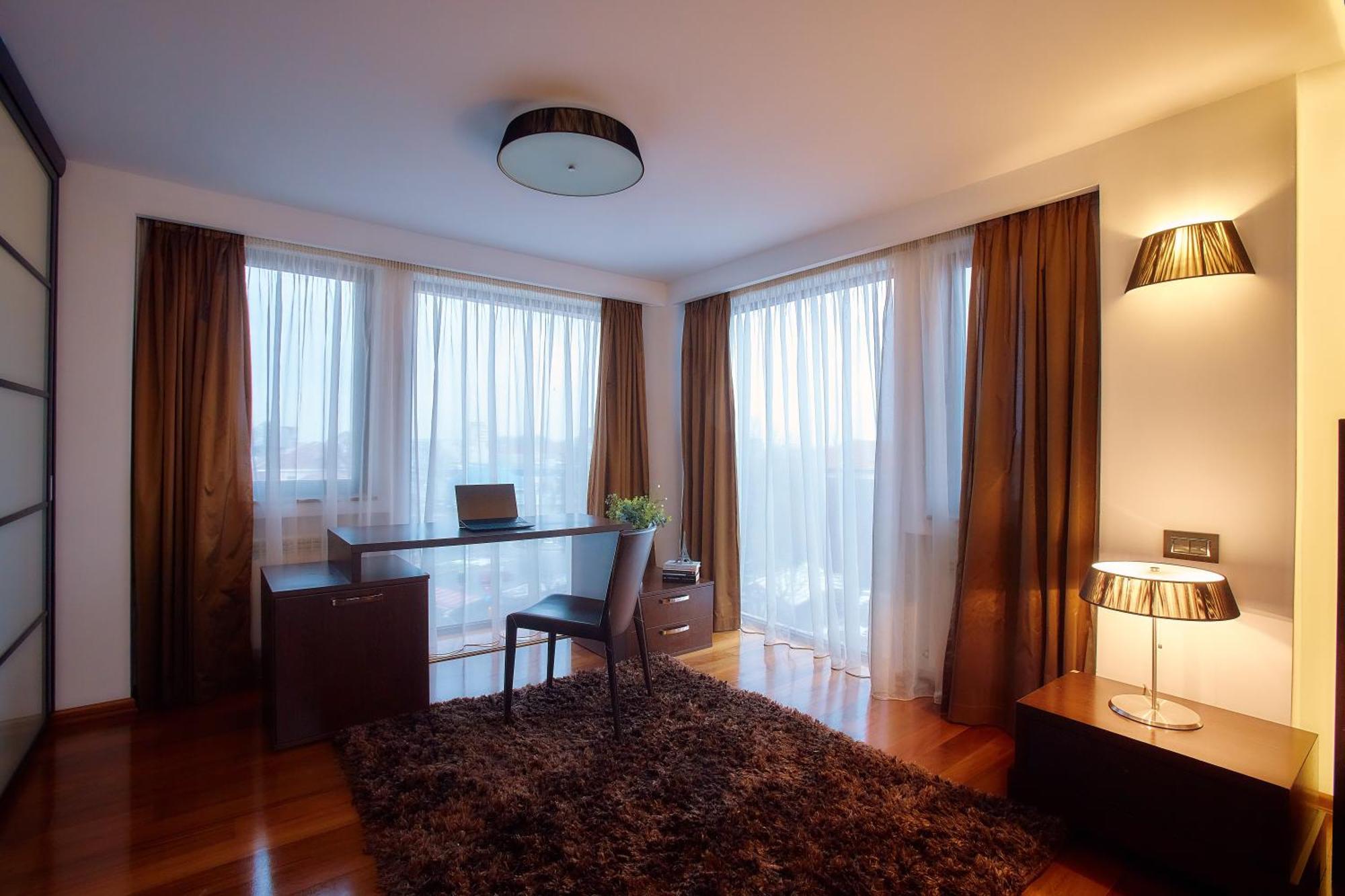 Uptown Residence Satu Mare Exteriör bild